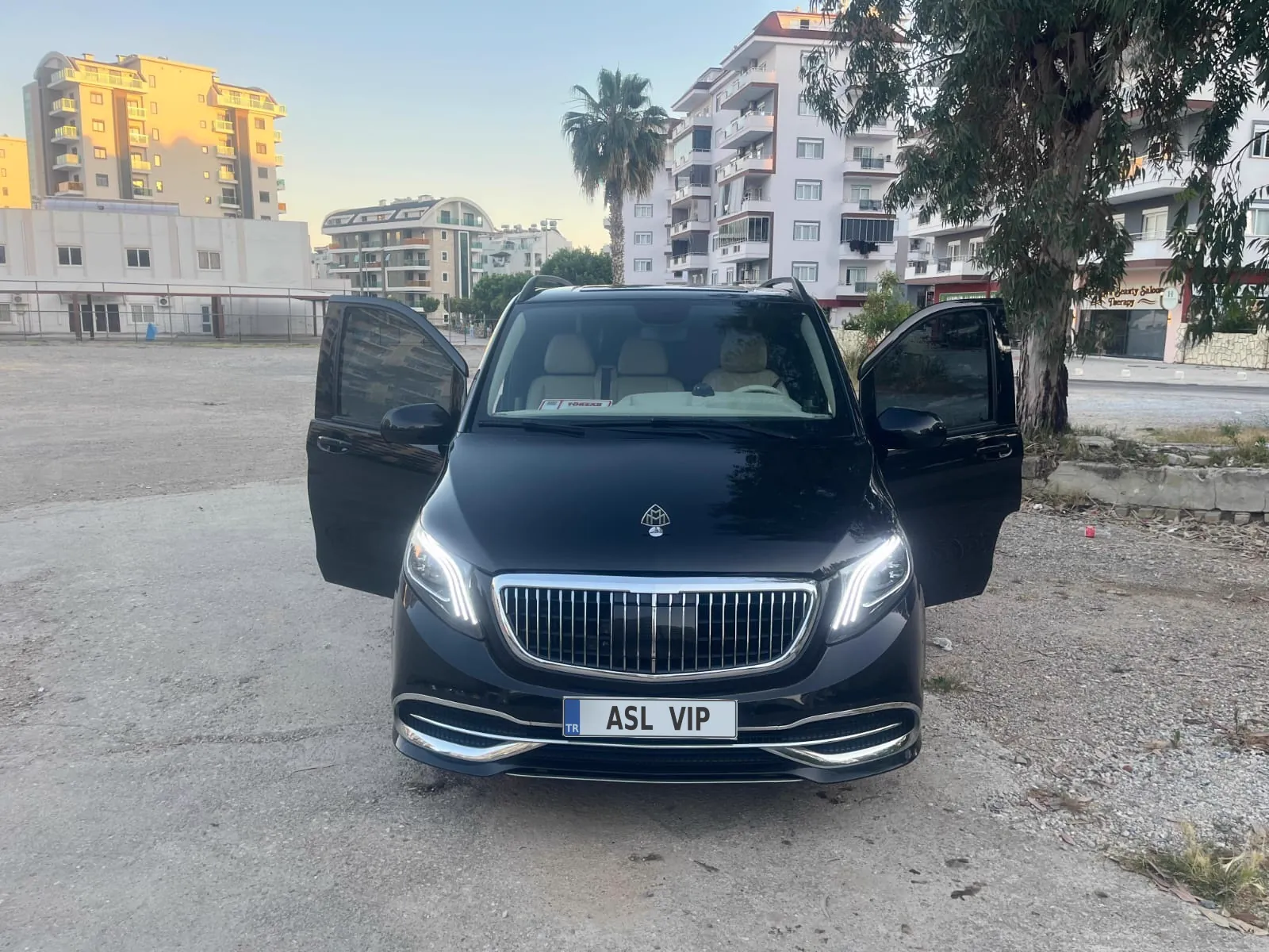 ASL VIP Transfer vehicle exterior 11
