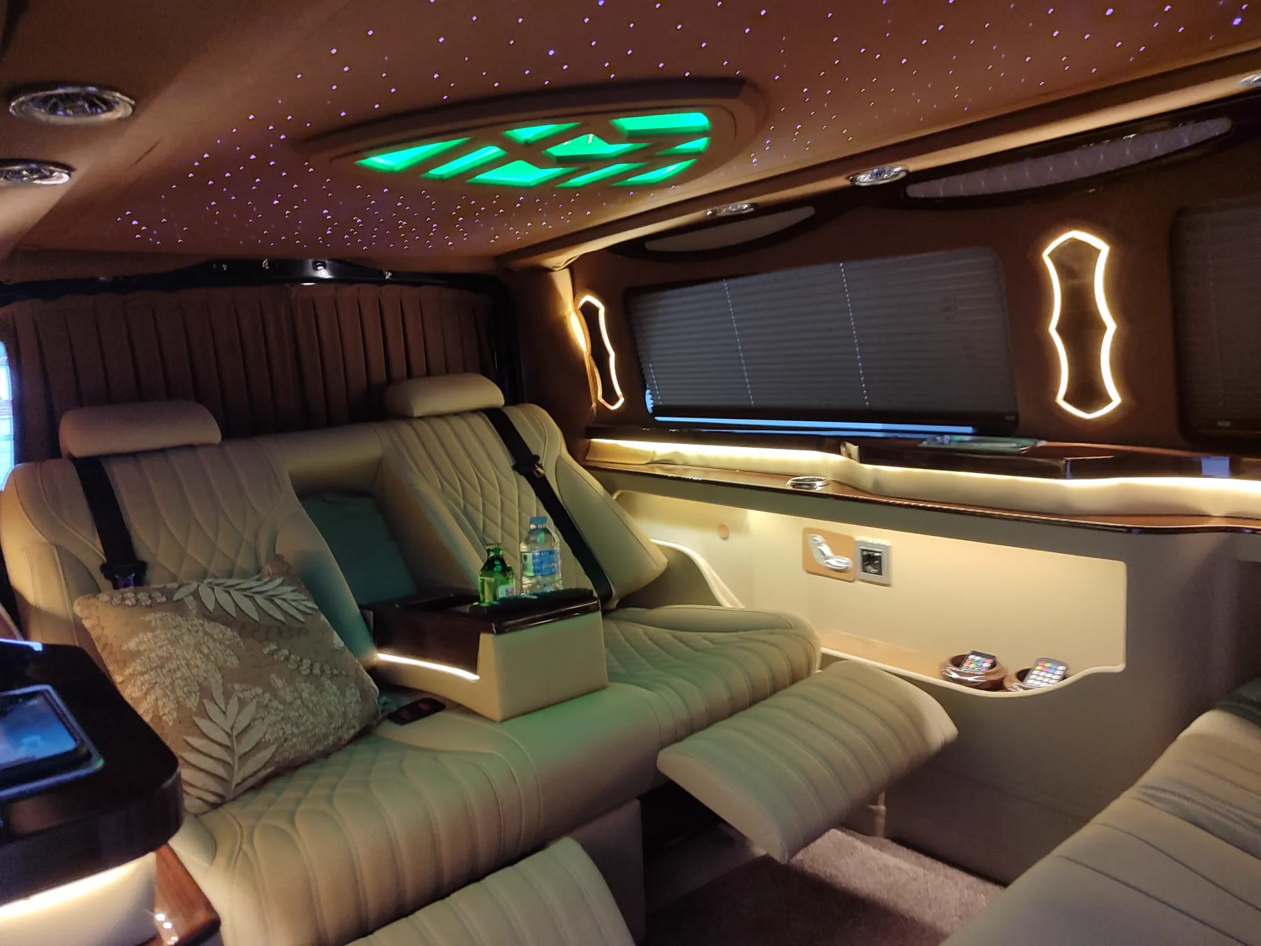 ASL VIP Transfer vehicle interior 15
