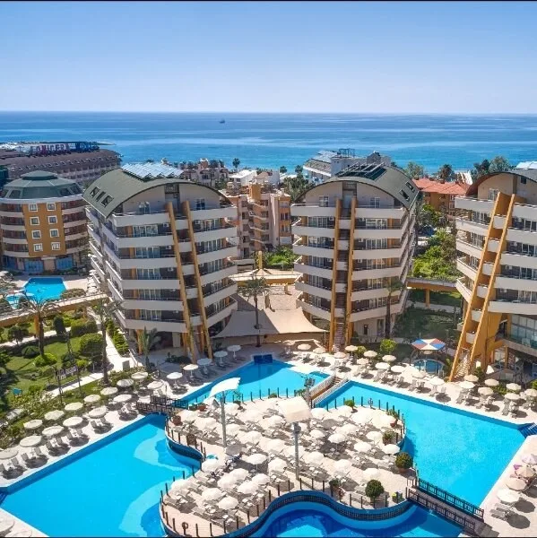ALAİYE RESORT&SPA hotel in TÜRKLER · Alanya