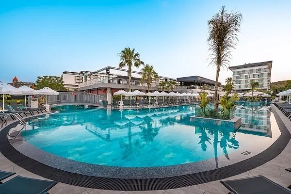WHİTE CİTY RESORT HOTEL hotel in TÜRKLER · Alanya