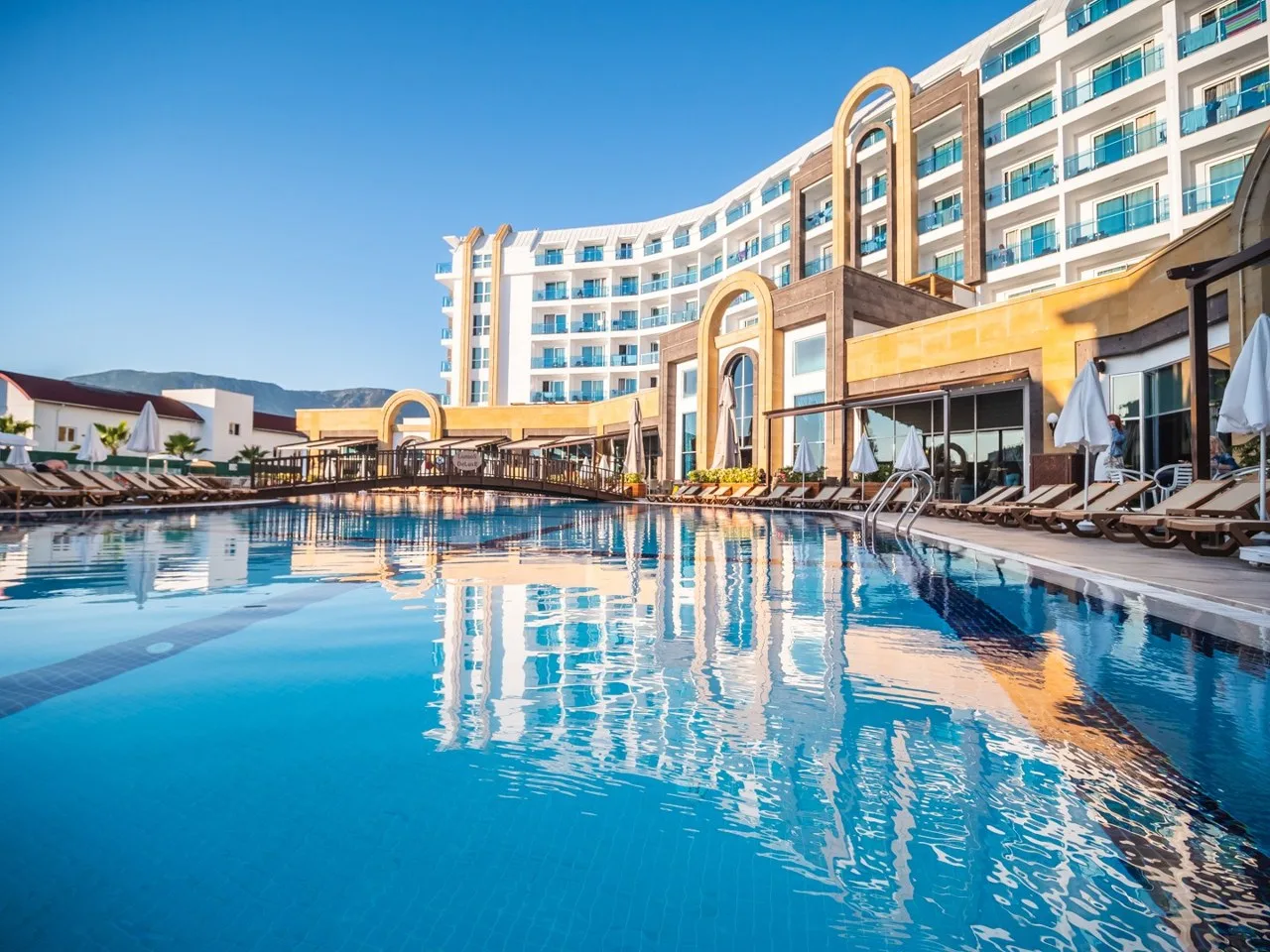 THE LUMOS DELUXE RESORT HOTEL hotel in KARGICAK · Alanya