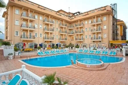 HOTEL SİNATRA hotel in ÇAMYUVA · Kemer