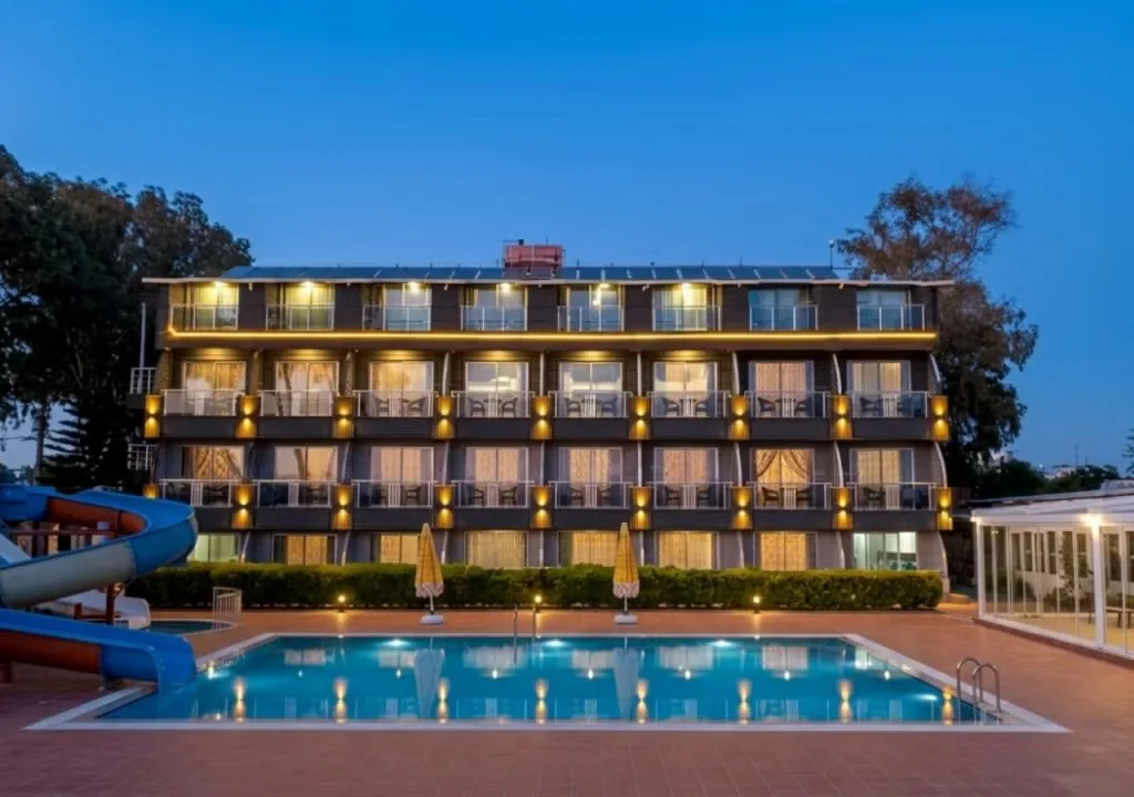 CLUB APERİON BEACH HOTEL hotel in KIZILOT · Manavgat
